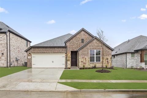 2828 Spring Side, Royse City