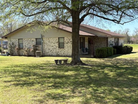 32 County Road 4784, Sulphur Springs, TX 75482 — photo 2