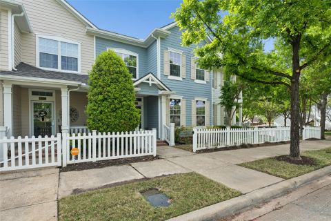 6204 Crescent Street, North Richland Hills, TX 76180 — photo 2