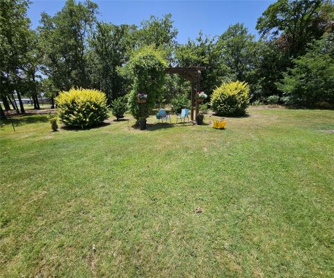125 Brady Coleman Lane, Springtown, TX 76082 — photo 2