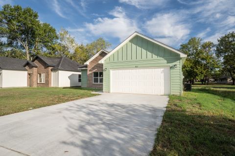 923 Putman Street, Sulphur Springs, TX 75482 — photo 3