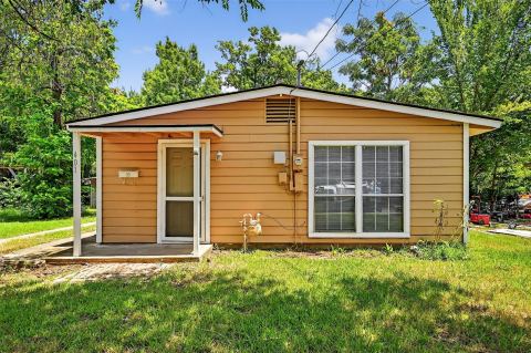 401 S Contemporary Drive, Sherman, TX 75092 — photo 2