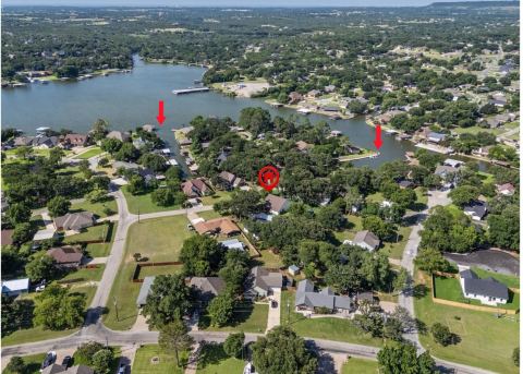 4004 Pueblo Court, Granbury, TX 76048 — photo 2
