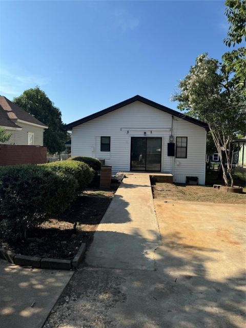 715 W Monterey Street, Denison, TX 75020 — photo 2