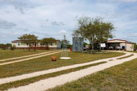 4880 WHITEHEAD Road, Midlothian