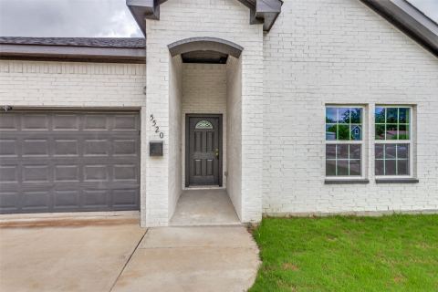 5520 Goodman Avenue, Fort Worth, TX 76107 — photo 3