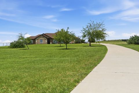3020 Jolene Court, Springtown
