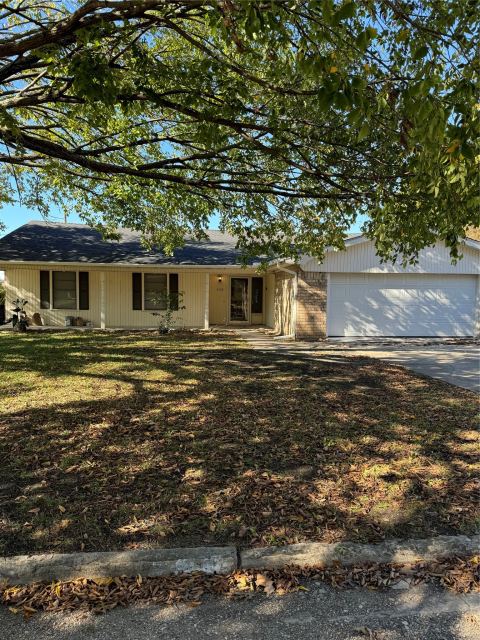 334 Lasalle Drive, Van Alstyne