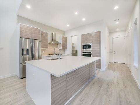 2326 Vagas Avenue, Dallas, TX 75219 — photo 3