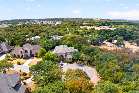 544 Waterchase Drive, Fort Worth, TX 76120 — photo 2