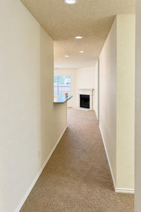 121 Hunters Trail, Red Oak, TX 75154 — photo 2