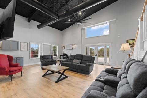 420 Overlook Drive, Cleburne, TX 76033 — photo 2