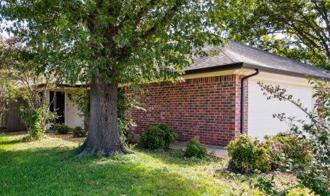 6618 Parkview Lane, North Richland Hills, TX 76182 — photo 2