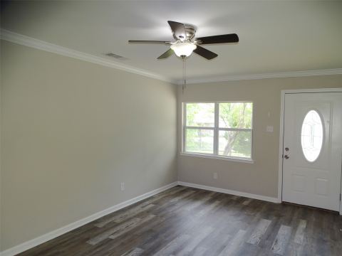 202 E Cober Drive, Grand Prairie, TX 75051 — photo 3