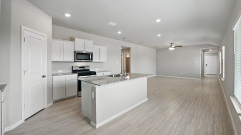 545 STERLING THICKET Lane, Denton, TX 76259 — photo 2