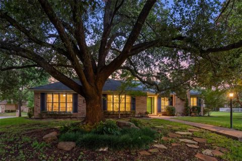 2825 Chimney Hill Drive, Waco