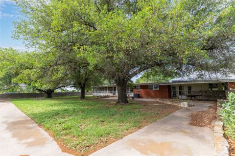 1025 S US Highway 281, Stephenville, TX 76401 — photo 2