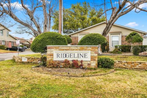 2240 Tarpley Road 74, Carrollton, TX 75006 — photo 2