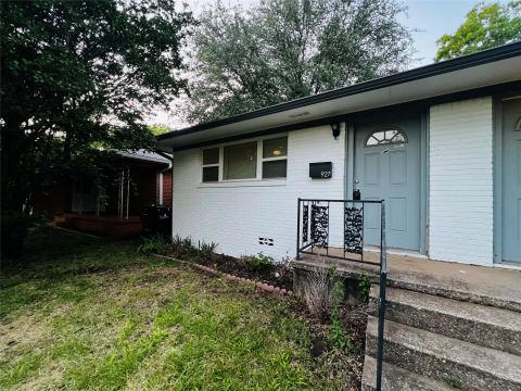927 W Morton Street, Denison, TX 75020 — photo 2