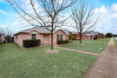 2946 Midbury Drive, Lancaster, TX 75134 — photo 2