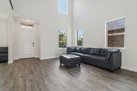 6012 Dandelion Drive, Little Elm, TX 76227 — photo 3