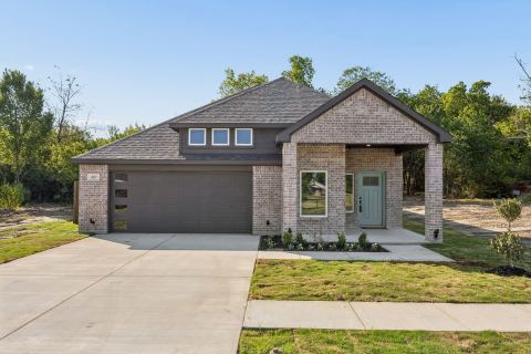 407 Frank Street, Terrell
