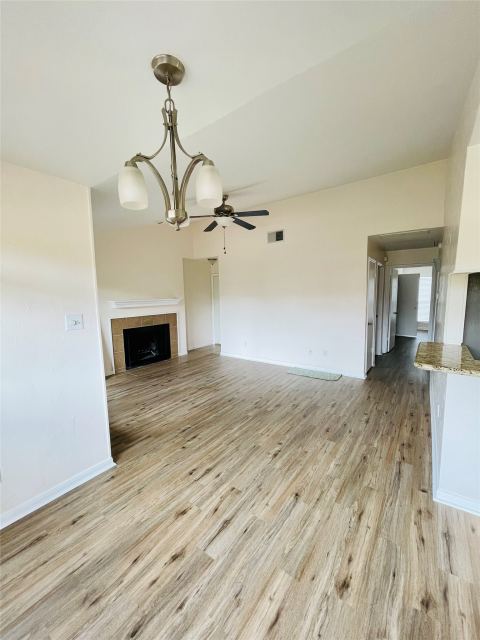 2106 Horizon Trail 3721, Arlington