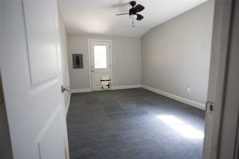 2121 San Jose, Fort Worth, TX 76112 — photo 2
