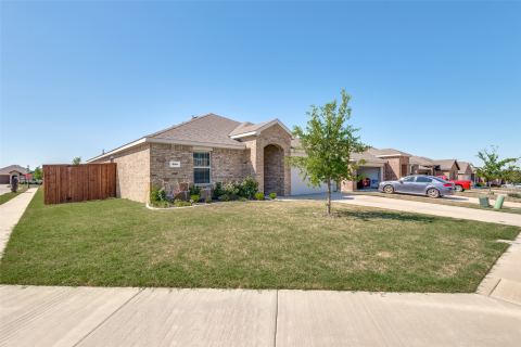 980 Fueller Drive, Aubrey, TX 76227 — photo 2