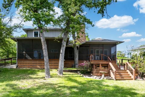316 Oak Lane, Tool