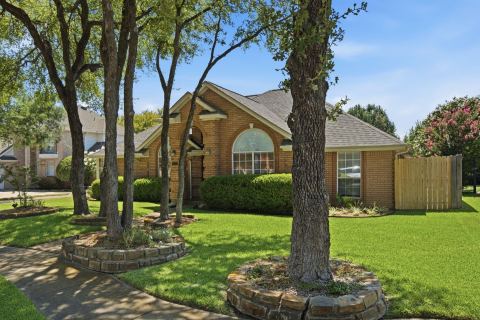 8417 Castle Creek Road, North Richland Hills, TX 76182 — photo 2