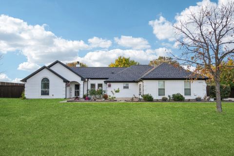 10072 Manor Way, Forney