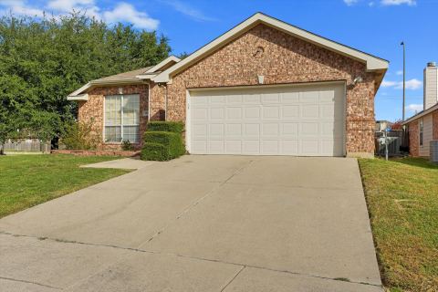 1101 Bellcrest Drive, Arlington, TX 76002 — photo 2