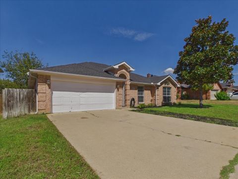 1104 Brandy Station Road, Grand Prairie, TX 75052 — photo 3