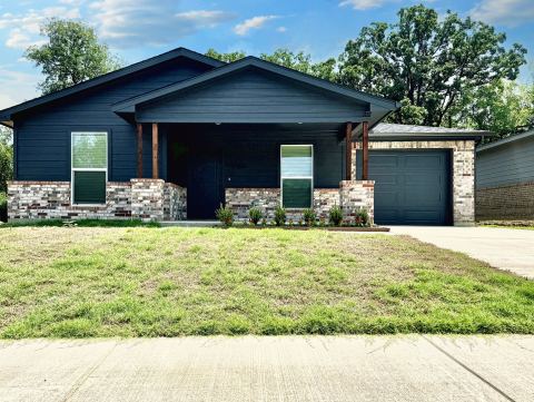 2384 Miller Street, Denison, TX 75020 — photo 2
