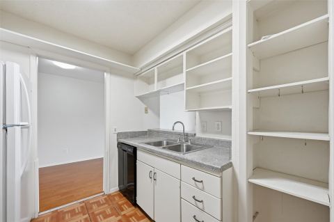 4845 Cedar Springs Road 267, Dallas, TX 75219 — photo 3