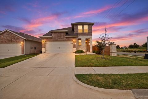 900 Crockett Street, Aubrey, TX 76227 — photo 2