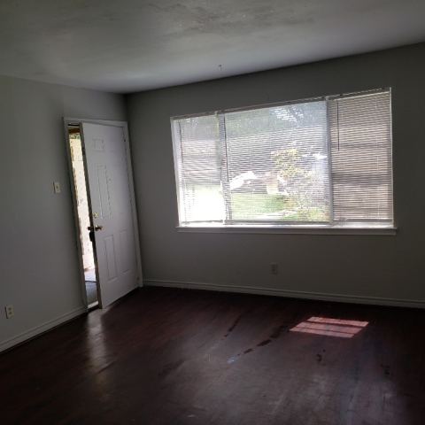 400 Oak Drive 2A, Terrell, TX 75143 — photo 2