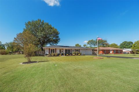 205 Laurel Trail, Terrell, TX 75160 — photo 2