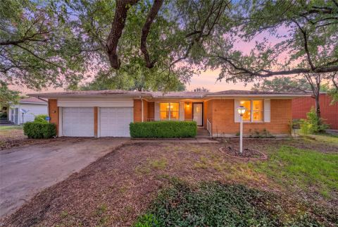 2113 La Porte, Waco