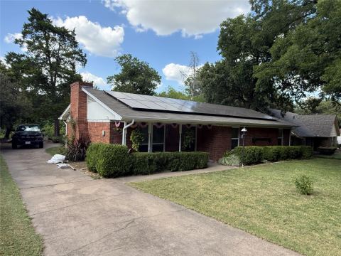 429 Ten Mile Drive, DeSoto, TX 75115 — photo 2