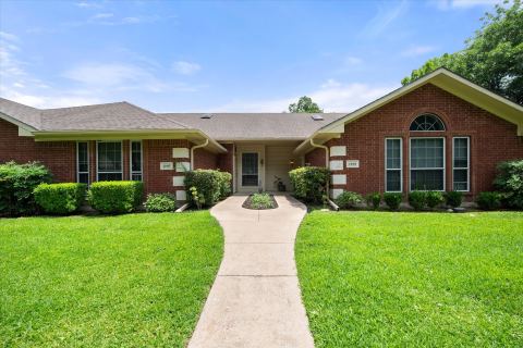 1209 W 3rd Avenue, Corsicana