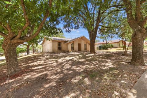 168 Faircrest Drive, DeSoto, TX 75115 — photo 2