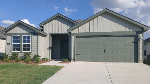 335 Whispering Pine Drive, Royse City