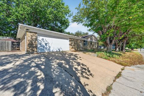 6401 Winn Street, Fort Worth, TX 76133 — photo 2