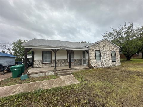 617 E 5th Street, Ferris