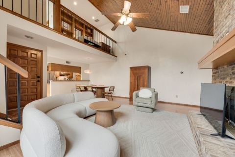 6396 Abrams Court, Dallas, TX 75231 — photo 3