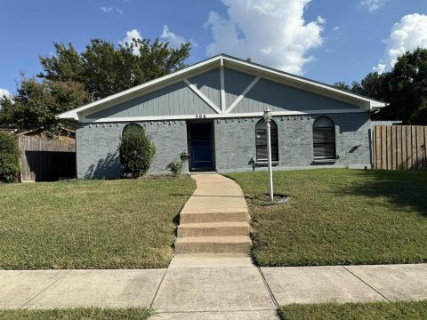 306 Ivy Way, Garland