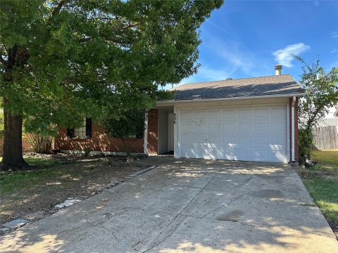 906 Hawthorne Drive, Allen