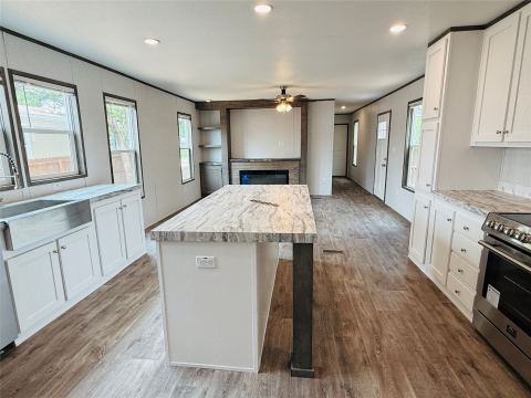 3005 Elmwood Drive, Granbury, TX 76048 — photo 3
